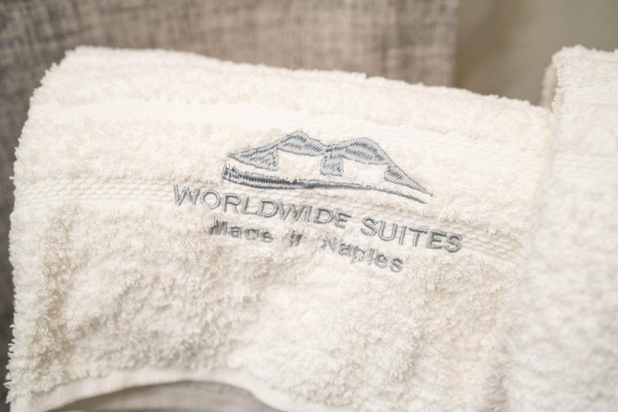 Worldwidesuites Naples Exterior photo
